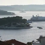 Lucy Lejlighed Hvar Town