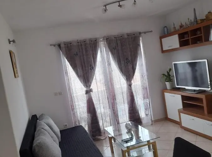 Апартаменты Lucy Хвар